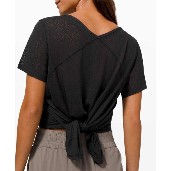Lululemon Loop Around Short Sleeve Tee In Sheer Black Women’s Size 8 Shirt - Picture 2 of 8